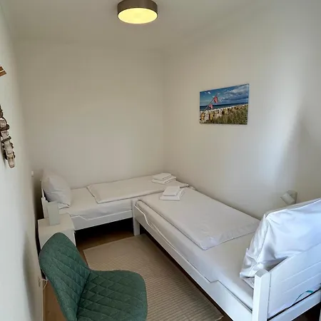 Gaestehaus Windrose 1 Apartment *